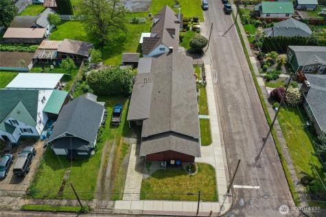 284 Division Avenue Morton WA 98356