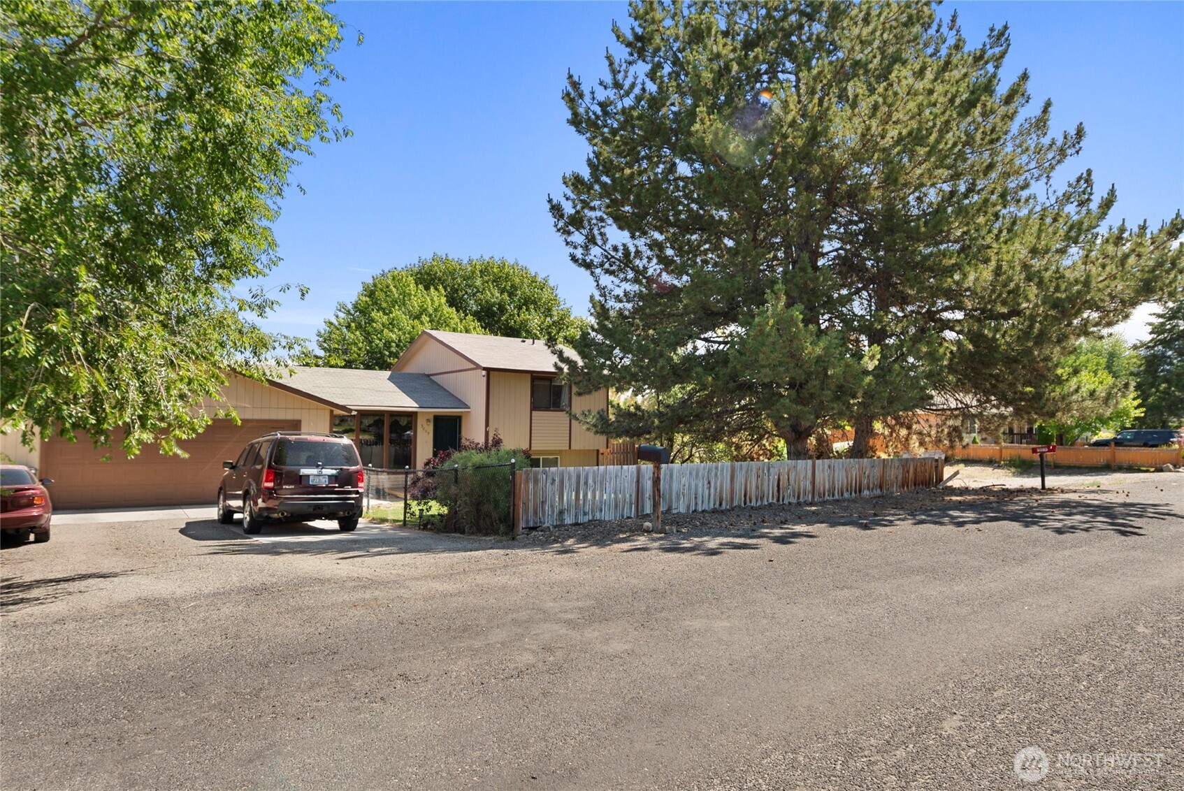 3069 Monterey Drive Malaga WA 98828