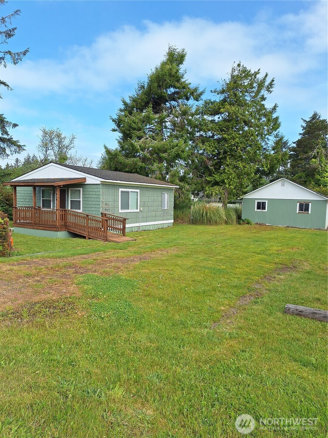 818 W Ocean Avenue Westport WA 98595