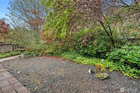 14403 SE 139th Place Renton WA 98059
