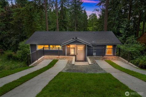 7917 Decatur Clinton WA 98236
