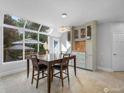 20421 NE 66th Court Redmond WA 98053