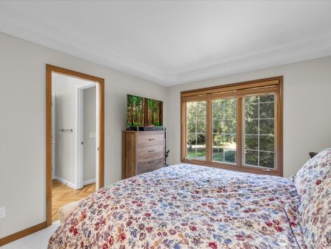 20421 NE 66th Court Redmond WA 98053