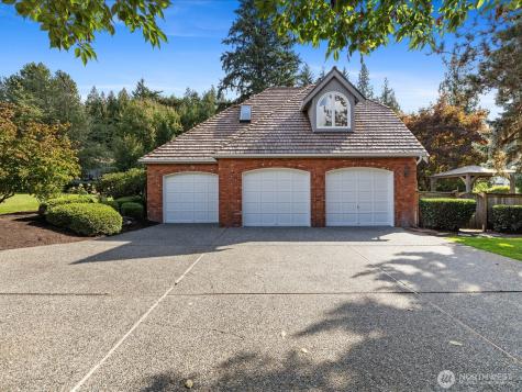 20421 NE 66th Court Redmond WA 98053