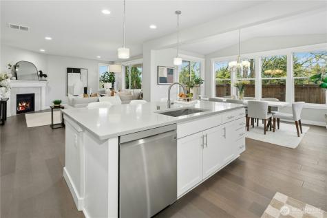 8435 NE 146th Street Kenmore WA 98028