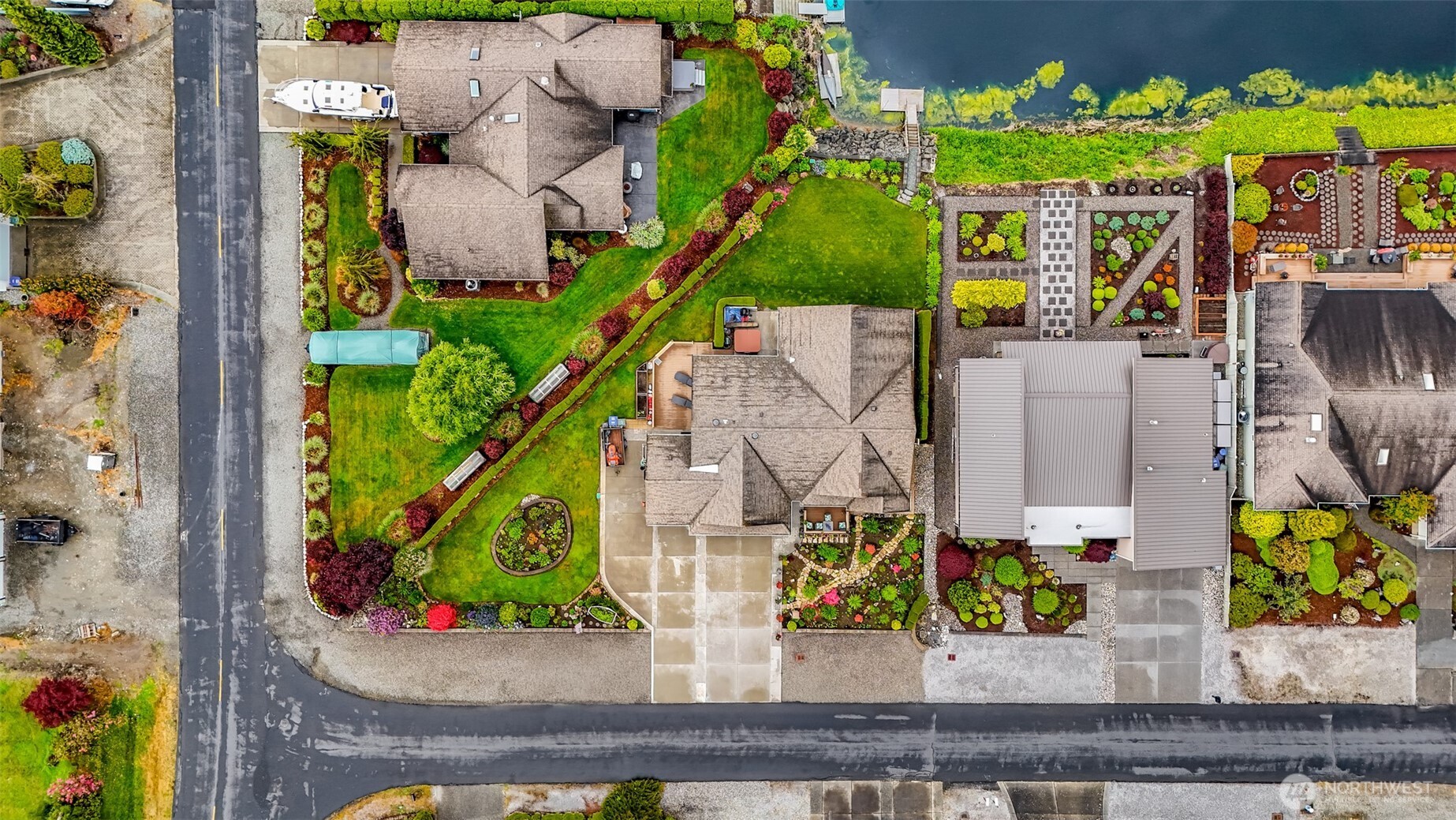 8123 Coquitlam Place Blaine WA 98230