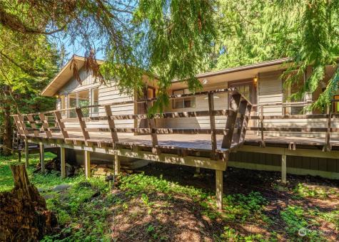 334 Dungeness Meadows Sequim WA 98382