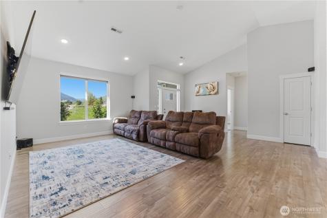 105 Newberry Street Cashmere WA 98815