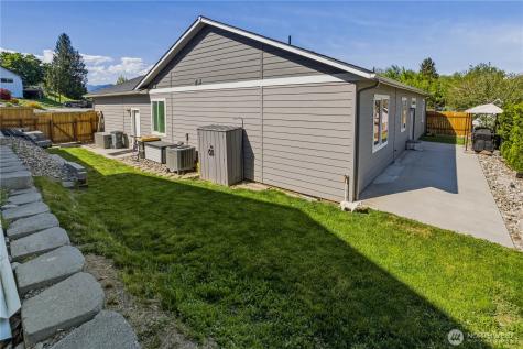 105 Newberry Street Cashmere WA 98815