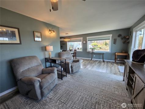 1106 Fairmount Avenue Shelton WA 98584