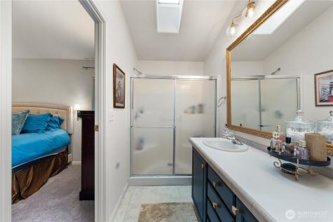 23835 15th Avenue SE Bothell WA 98021