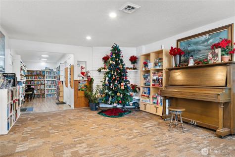 23835 15th Avenue SE Bothell WA 98021