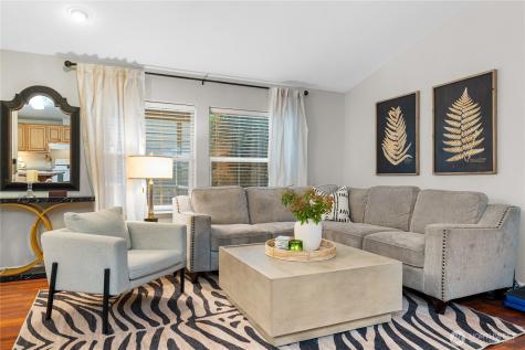 23835 15th Avenue SE Bothell WA 98021