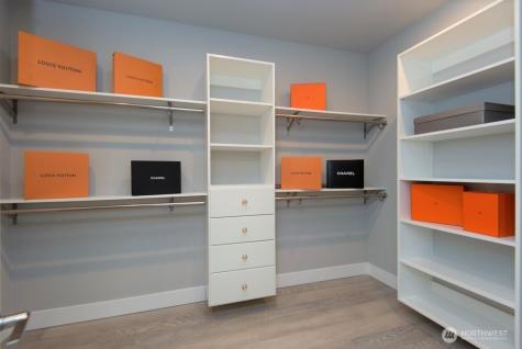 1808 104th Avenue SE Bellevue WA 98004