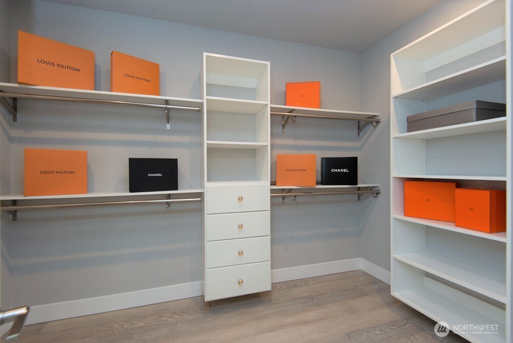 1808 104th Avenue SE Bellevue WA 98004