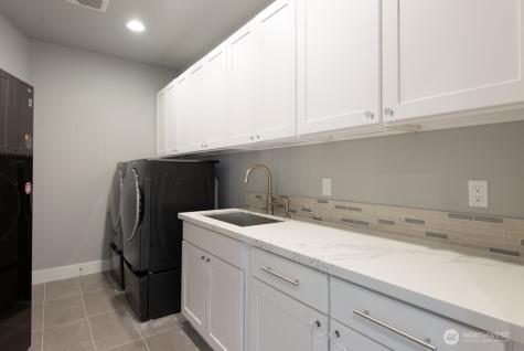1808 104th Avenue SE Bellevue WA 98004