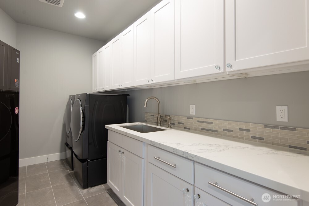 1808 104th Avenue SE Bellevue WA 98004