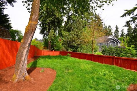 1808 104th Avenue SE Bellevue WA 98004