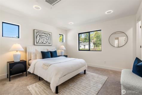11279 59th Avenue S Seattle WA 98178
