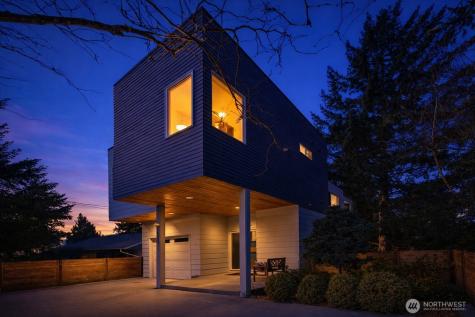 10429 7th Avenue SW Seattle WA 98146