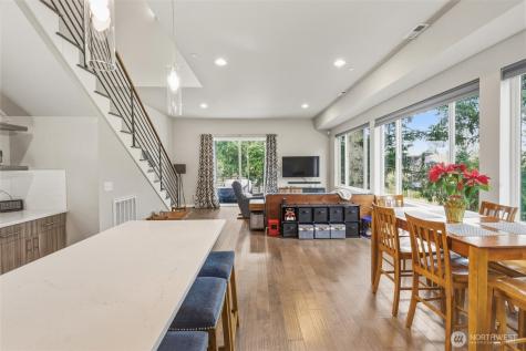 10429 7th Avenue SW Seattle WA 98146