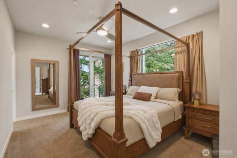 10429 7th Avenue SW Seattle WA 98146