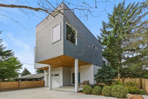 10429 7th Avenue SW Seattle WA 98146