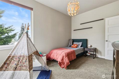 10429 7th Avenue SW Seattle WA 98146