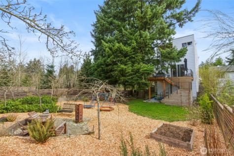 10429 7th Avenue SW Seattle WA 98146