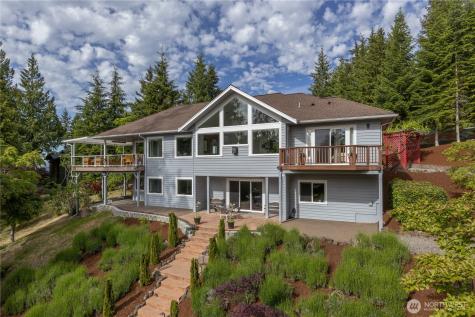 63 Red Cedar Lane Port Ludlow WA 98365