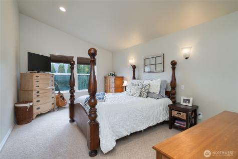 1907 Tundra Loop Mount Vernon WA 98273