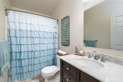 1907 Tundra Loop Mount Vernon WA 98273