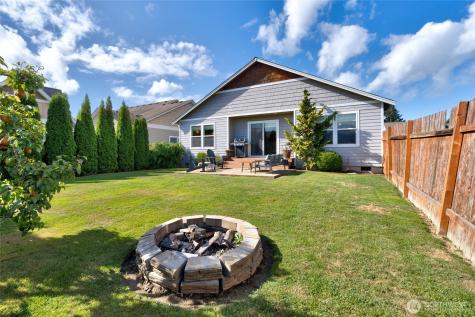 1907 Tundra Loop Mount Vernon WA 98273