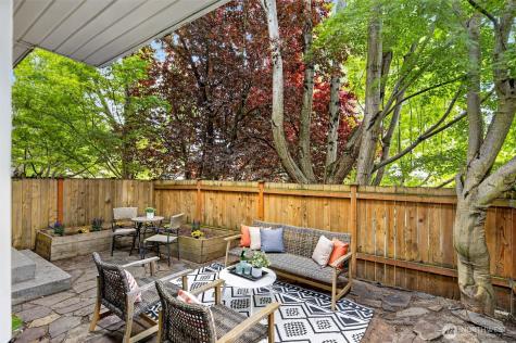 9257 Interlake Avenue N Seattle WA 98103