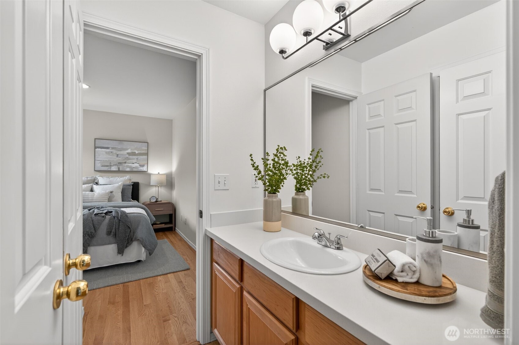 9257 Interlake Avenue N Seattle WA 98103