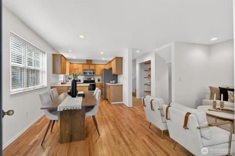 9257 Interlake Avenue N Seattle WA 98103