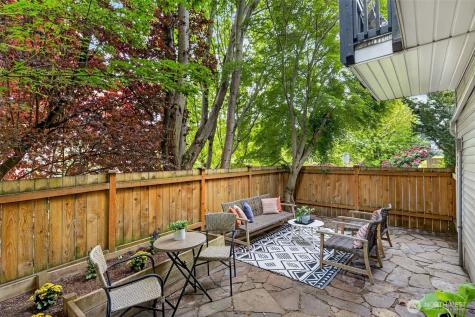 9257 Interlake Avenue N Seattle WA 98103