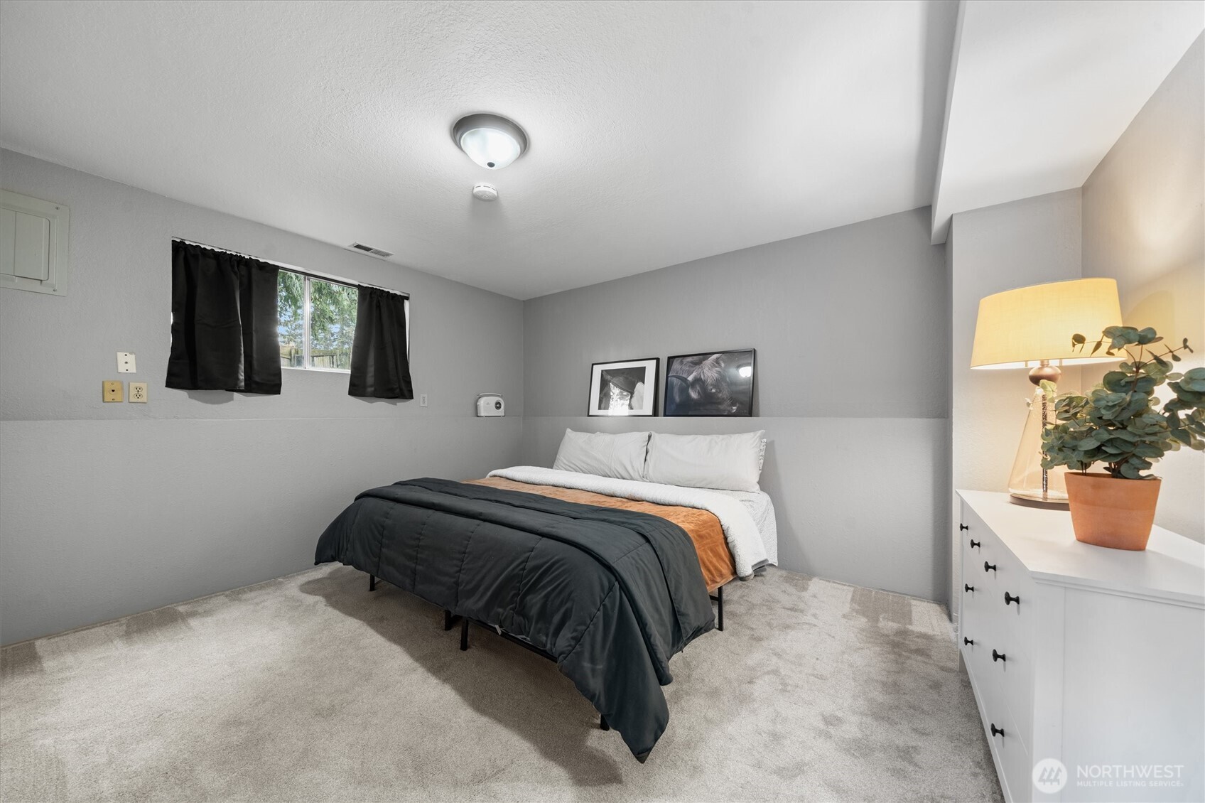 32917 33rd Avenue SW Federal Way WA 98023