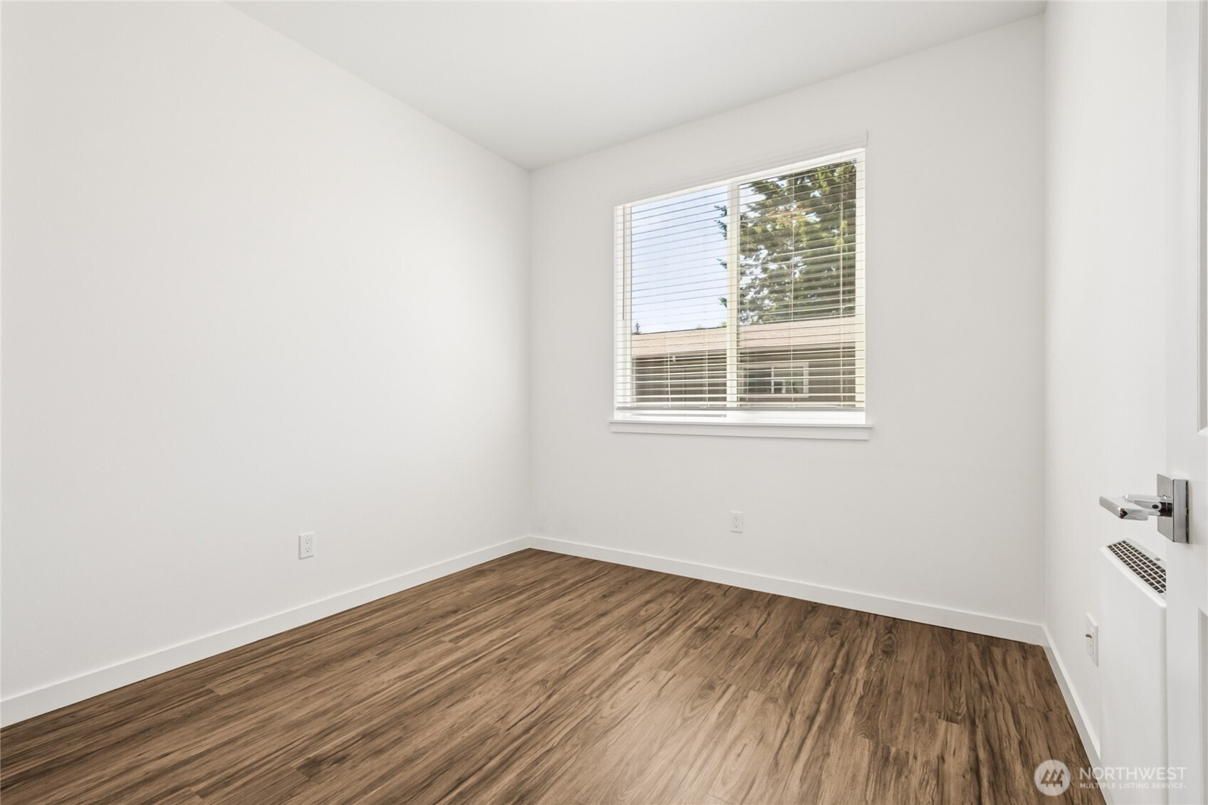 115 SW 181st Place Normandy Park WA 98166