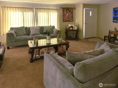 11622 Silver Lake Road Everett WA 98208