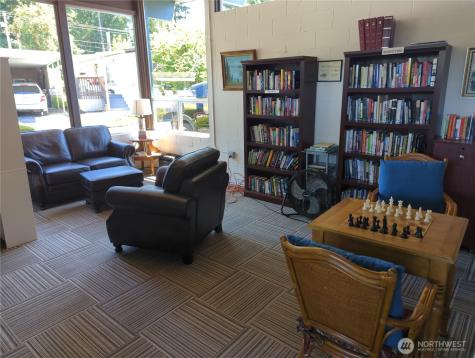 11622 Silver Lake Road Everett WA 98208