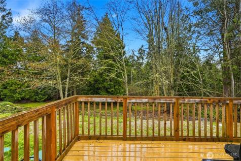 694 E Awa Lane Camano Island WA 98282