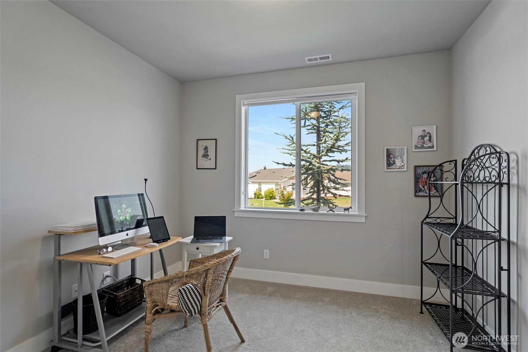 112 Madrona Lane SW Orting WA 98360