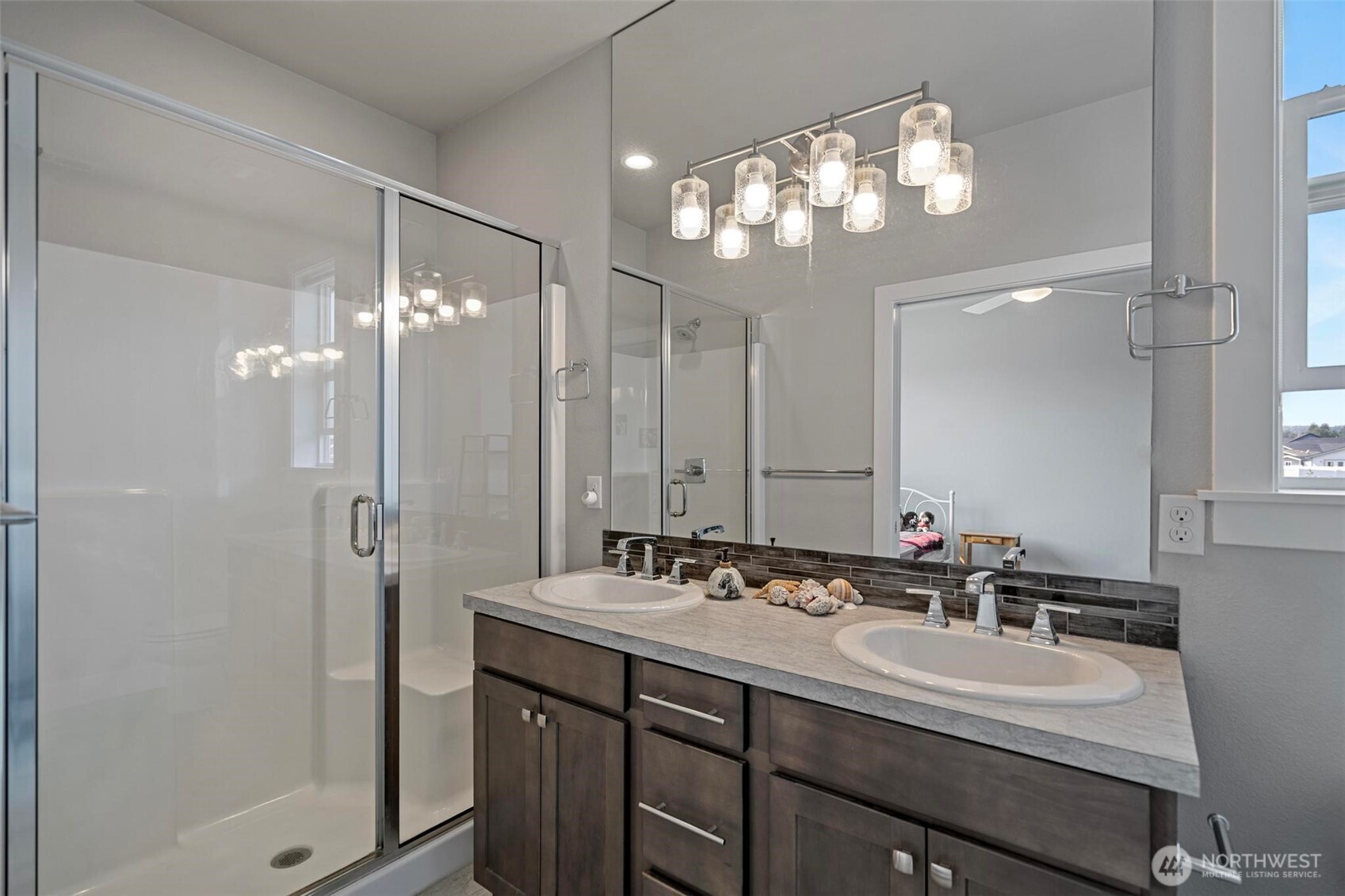 112 Madrona Lane SW Orting WA 98360