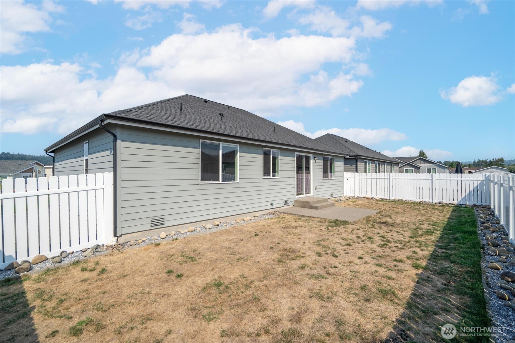 112 Madrona Lane SW Orting WA 98360