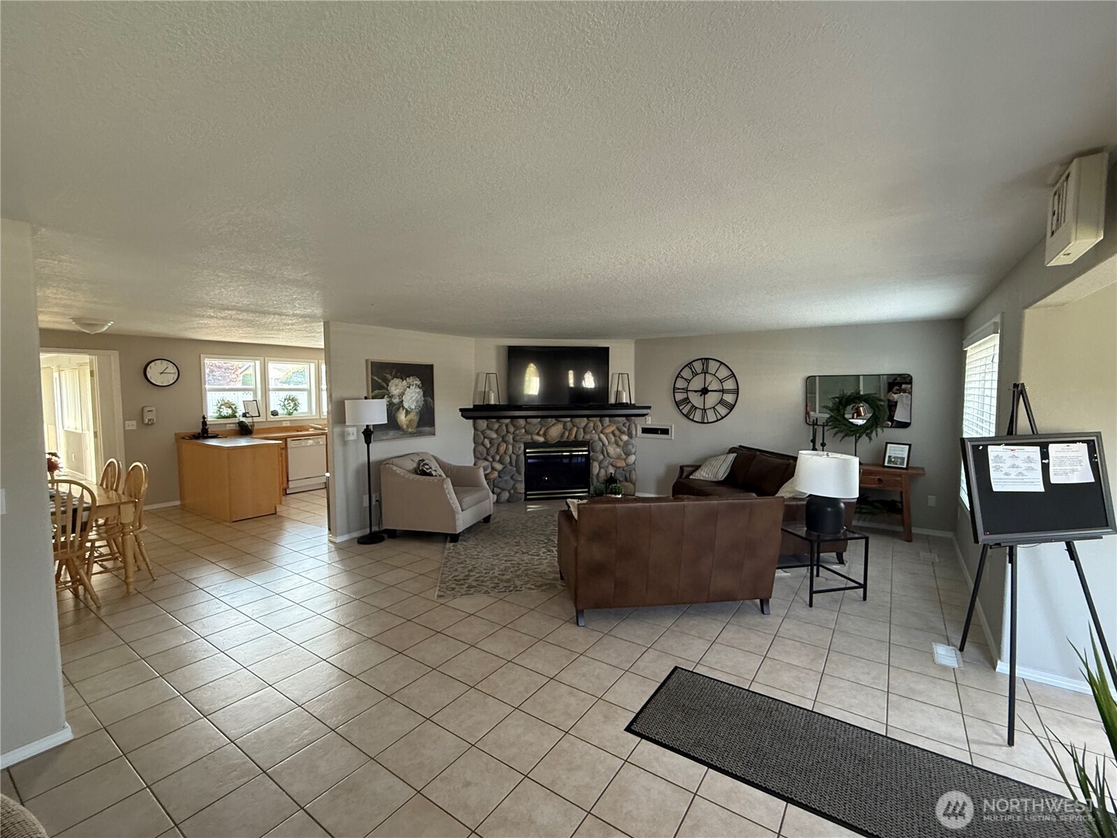 112 Madrona Lane SW Orting WA 98360