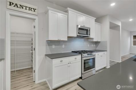 19814 135th Avenue E Graham WA 98338
