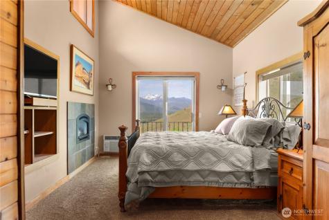 15 Prospect Road Winthrop WA 98862