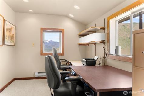 15 Prospect Road Winthrop WA 98862