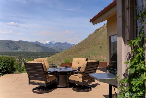 15 Prospect Road Winthrop WA 98862